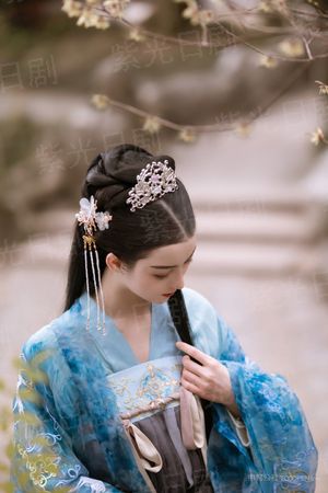 迎着未来逆流而上