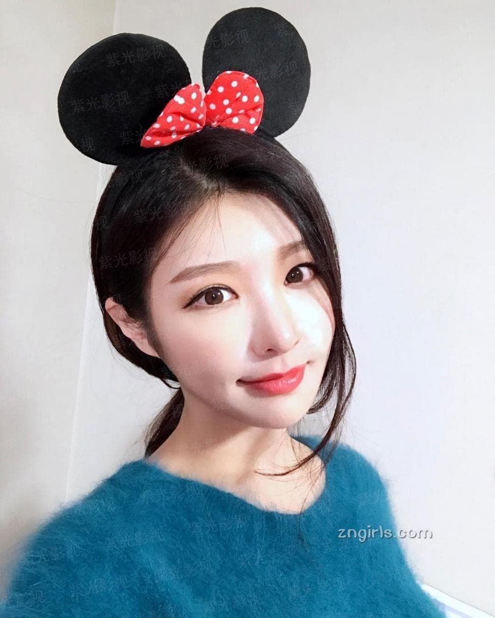潜水鸟与蝴蝶
