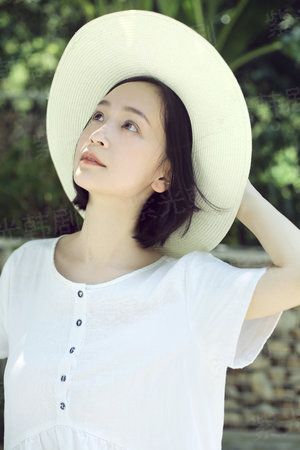 小绣娘在八零年